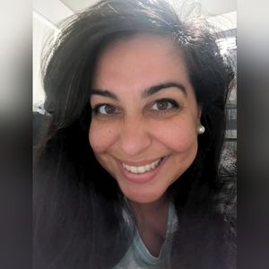 Meet your Posher, Monica
